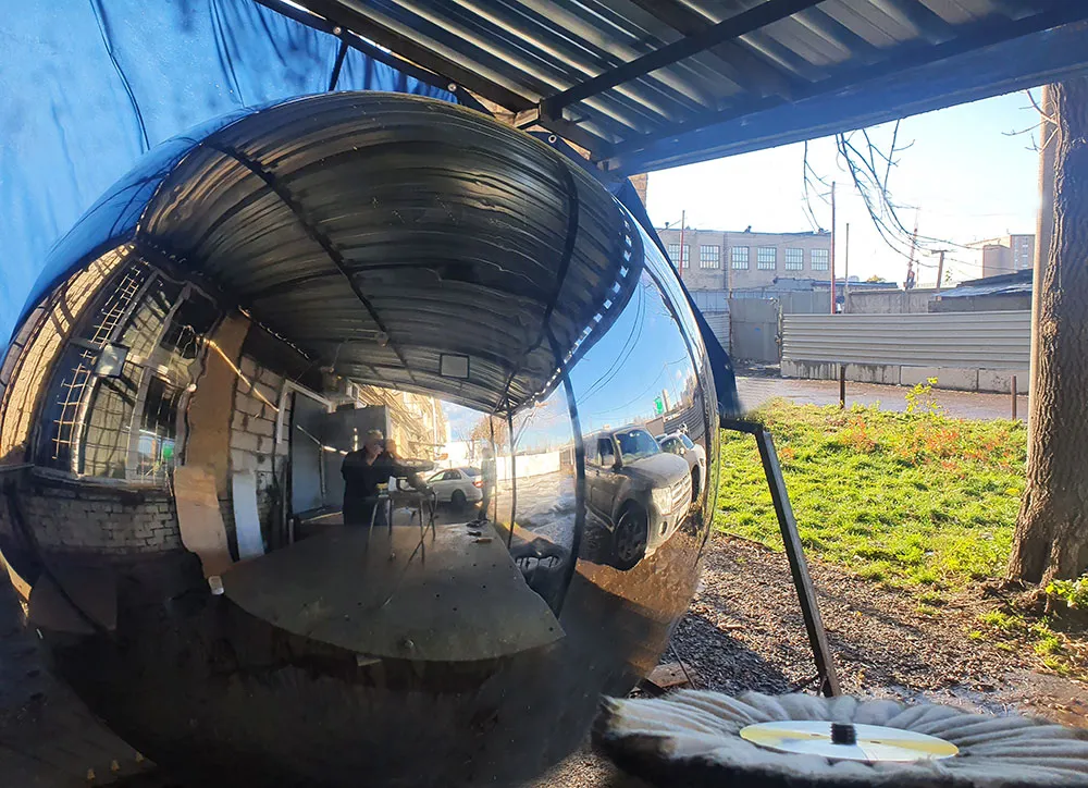 Зеркальный шар из нержавеющей стали - диаметр 2 метра Барнаул