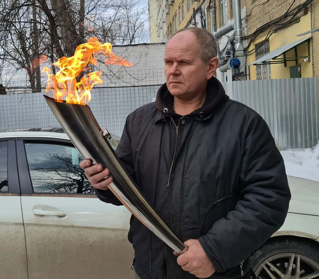 Факелы газовые для эстафеты Олимпийского огня в Барнауле